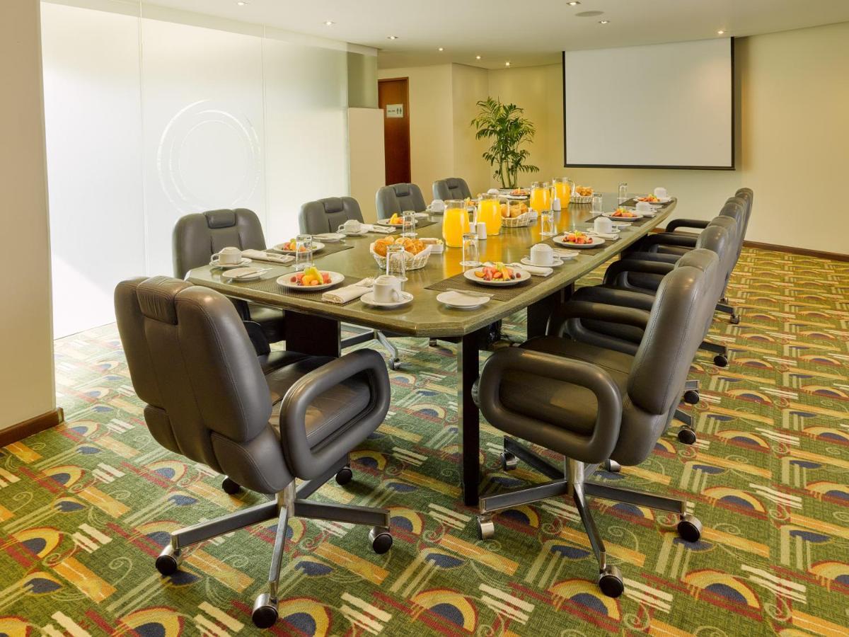 Hotel Estelar Miraflores