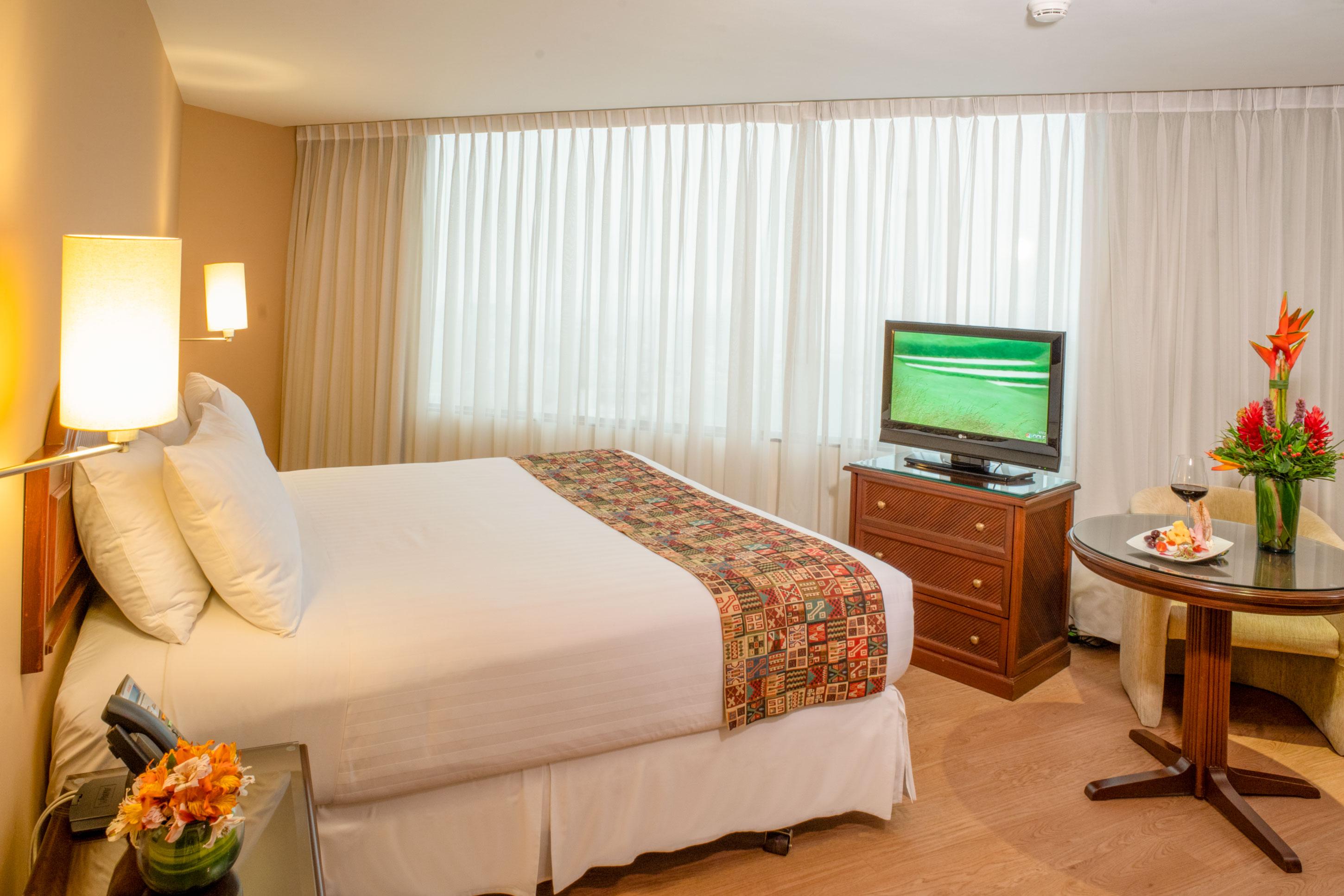 Hotel Estelar Miraflores