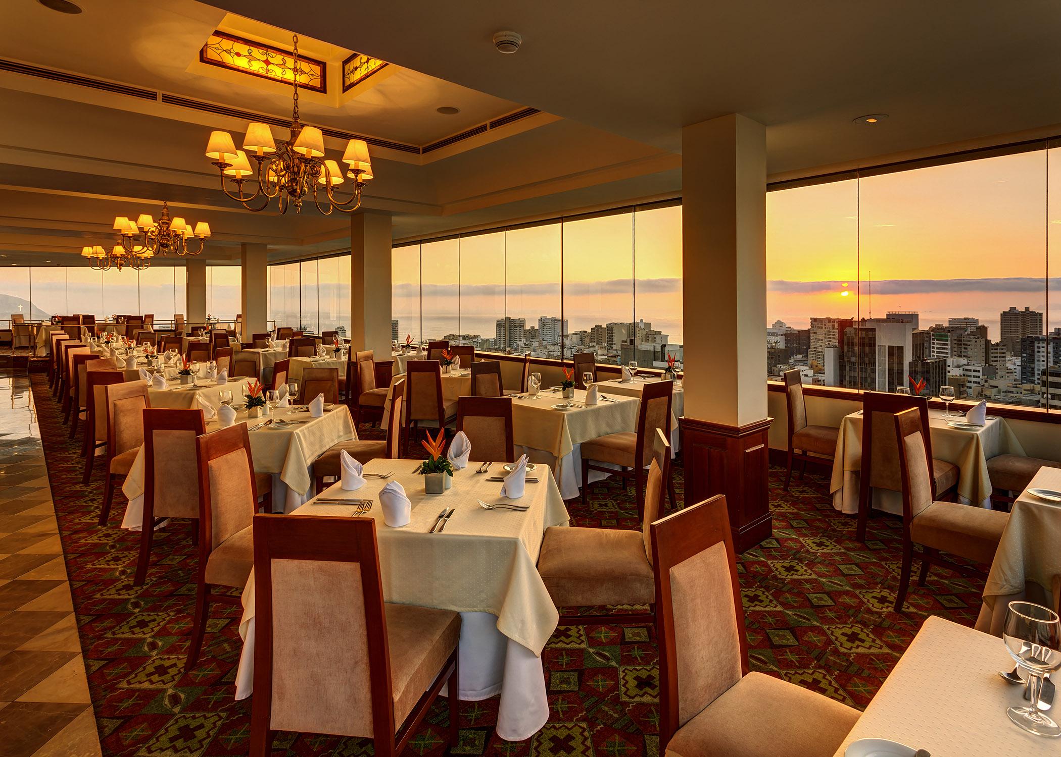 Hotel Estelar Miraflores 4*