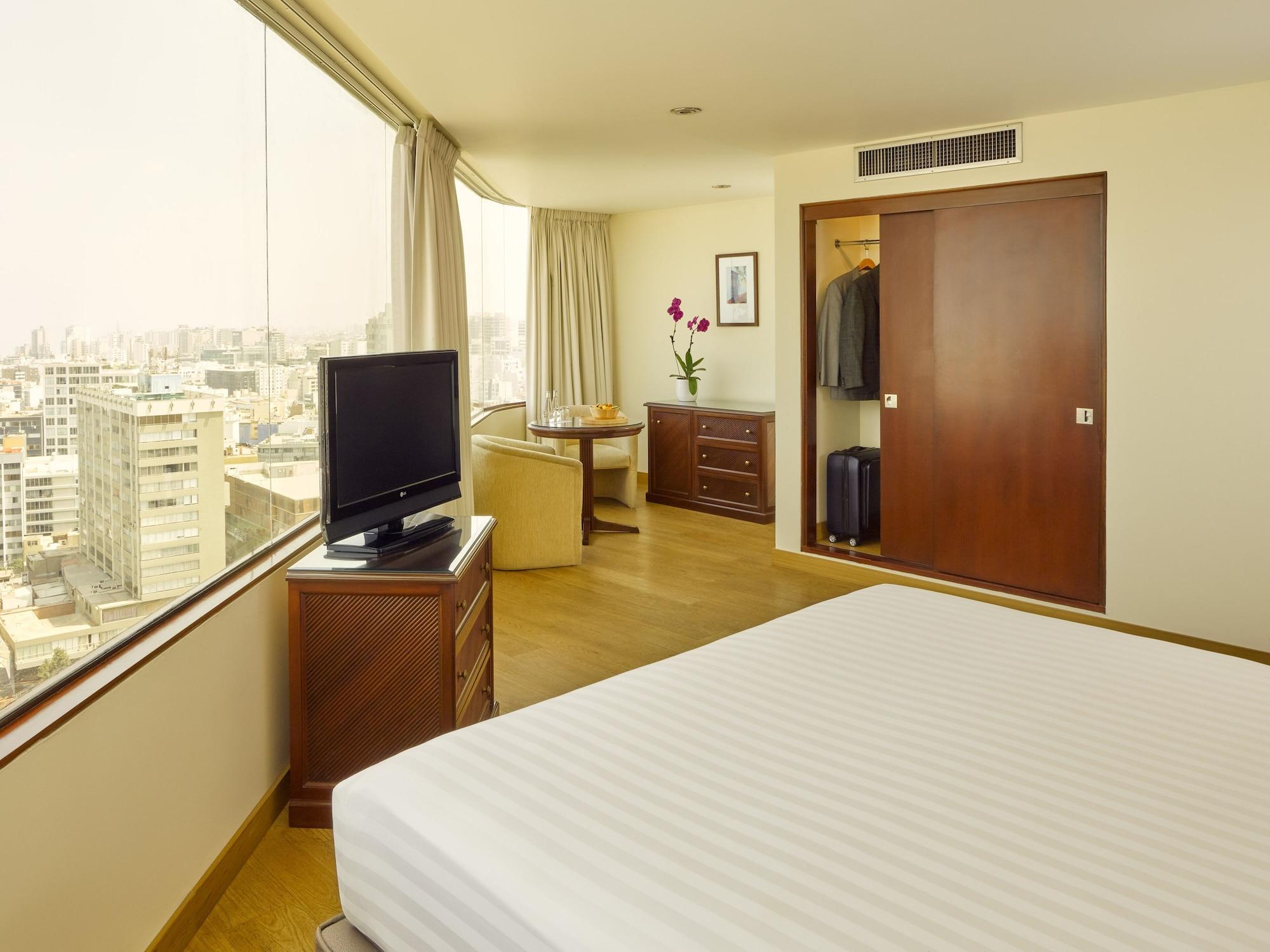 Estelar Miraflores 4*