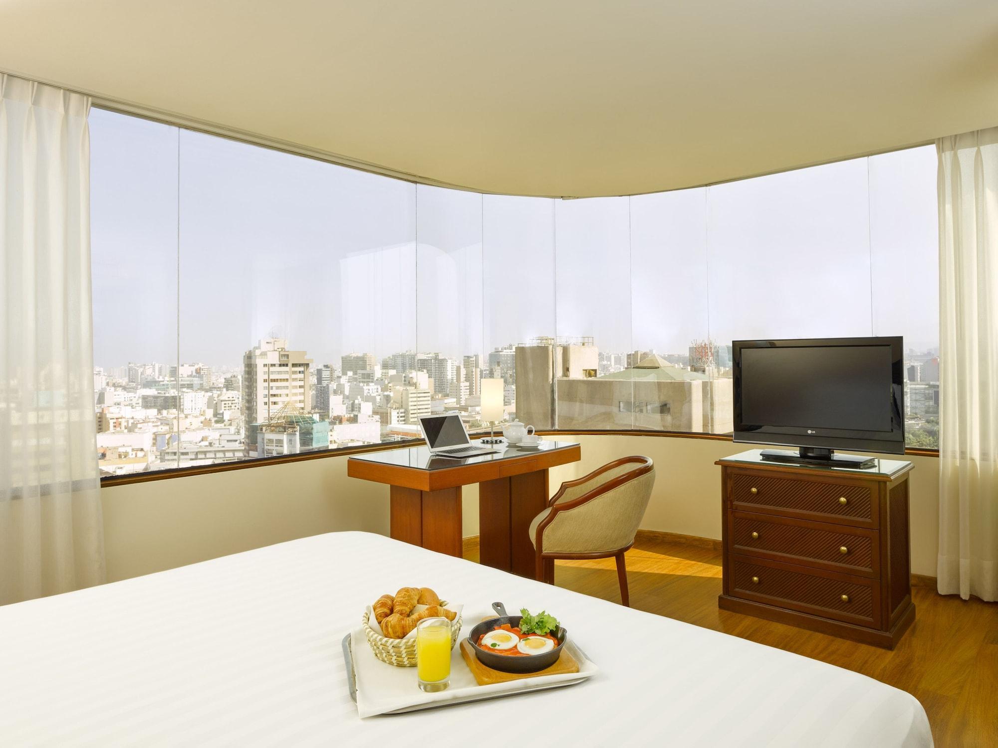 Estelar Miraflores Hotel 4*